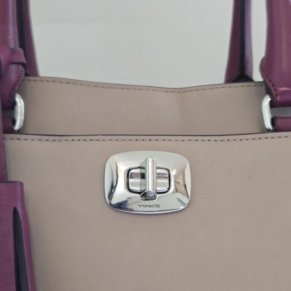 Coach Handbag Legacy Chelsea Tan/Red Classic Leather Tassel Boho Chic Satchel - Picture 4 of 16